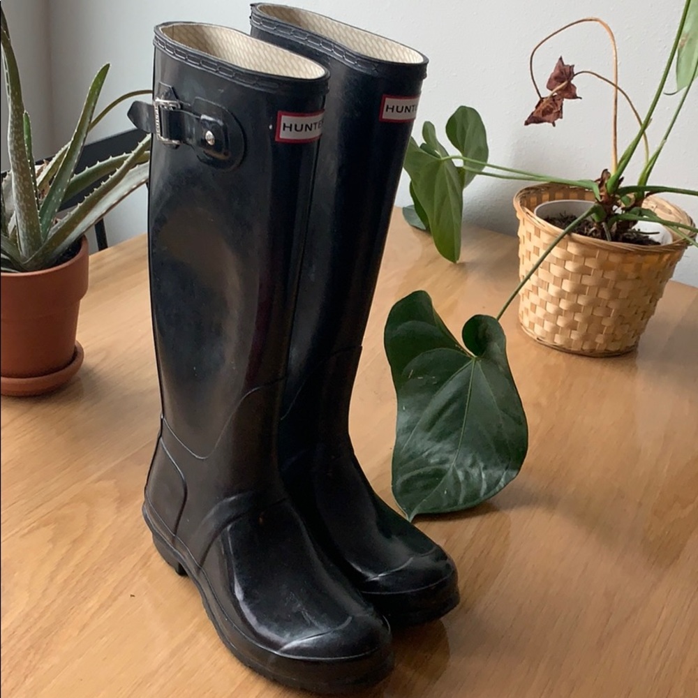 Black Shiny Hunter Boots